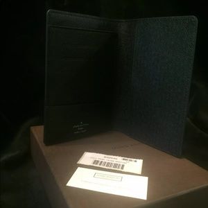 New LOUIS VUITTON Black Pocket Leather💯🔥🔥